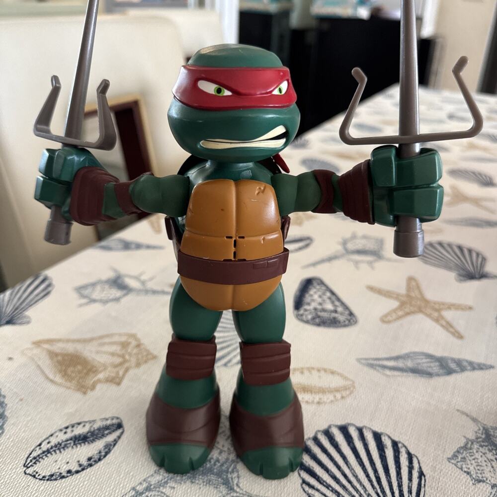 Teenage Mutant Ninja Turtles TMNT Raphael 2014 Viacom 8" Talking/Sounds WORKS